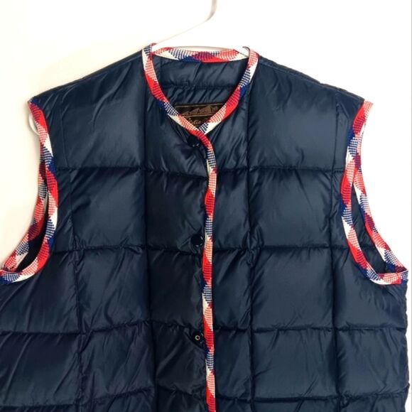 EDDIE BAUER Vintage Women's Goose Down Navy Blue Vest, Red White & Blue Trim - Picture 3 of 11
